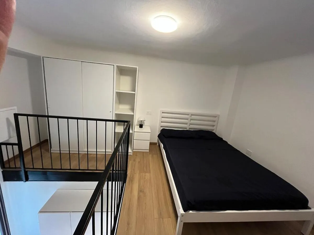 Ferienwohnung Sardegna 59 - Velo Mailand Apartment